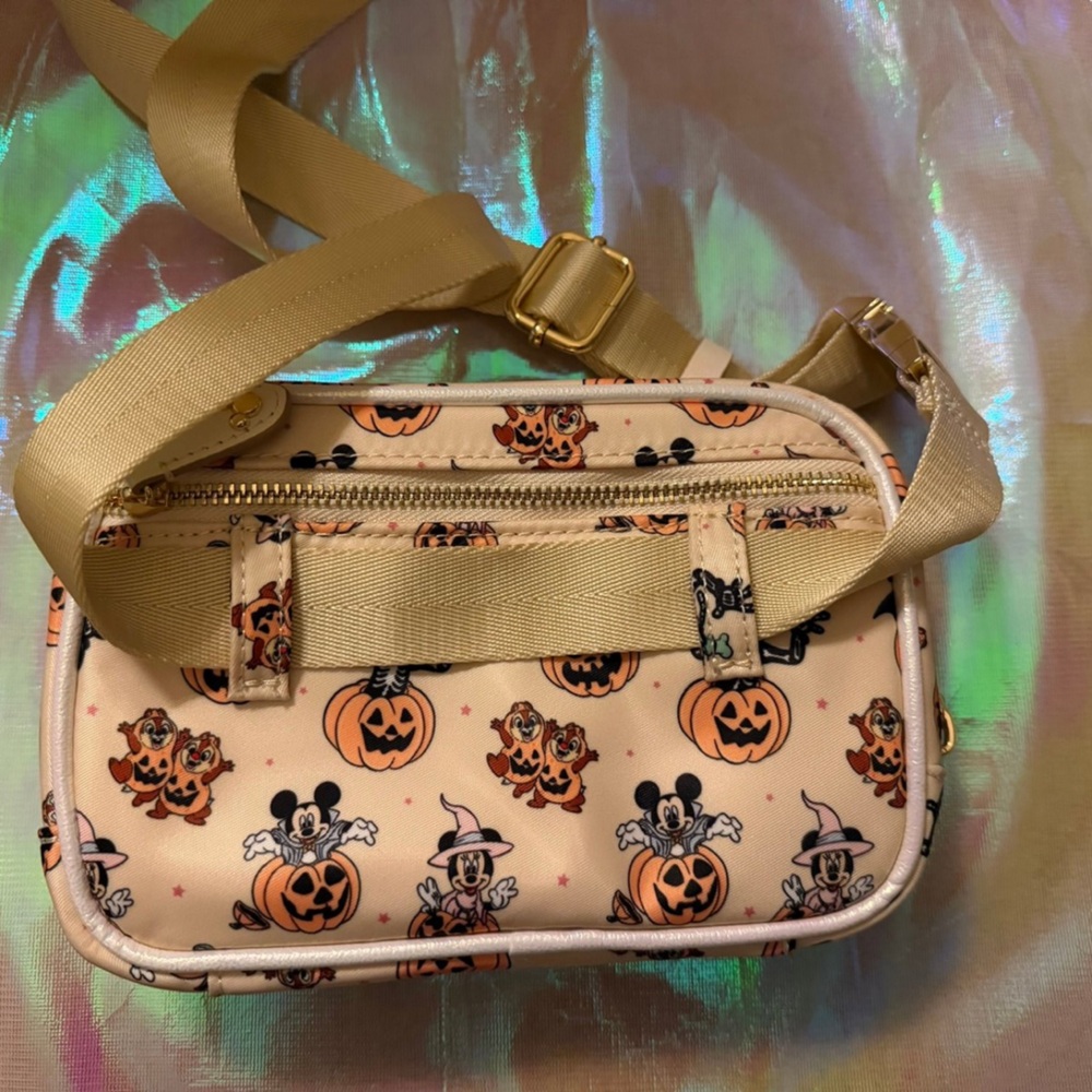 Stoney Clover Lane x Disney Halloween Mickey & Friends Pouch Belt Bag - NWOT! - Picture 2 of 3